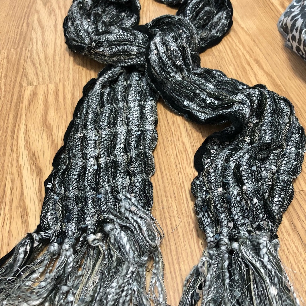 Scarf bundle - Picture 4 of 5